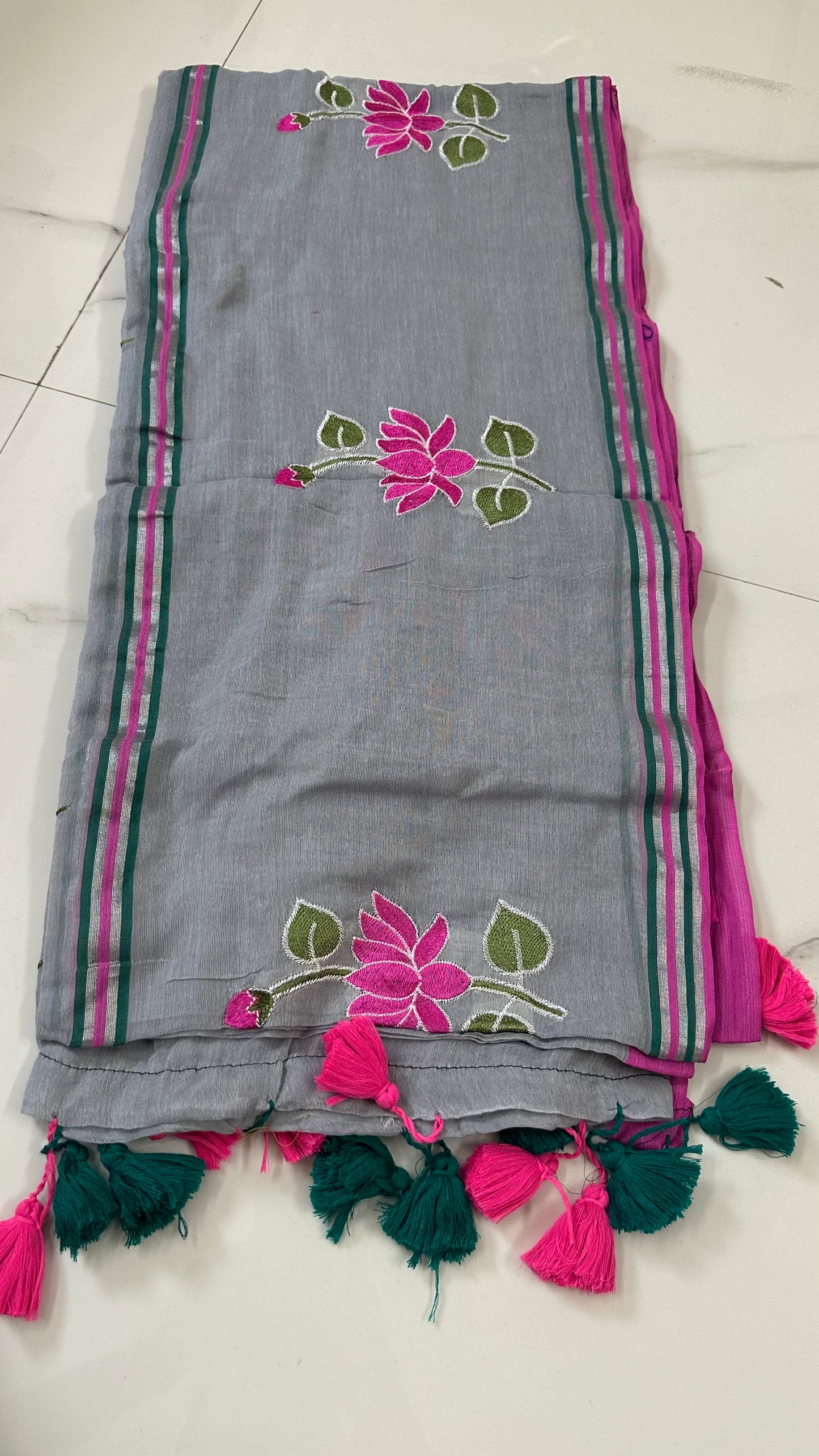 Grey Lotus Mul Cotton Saree